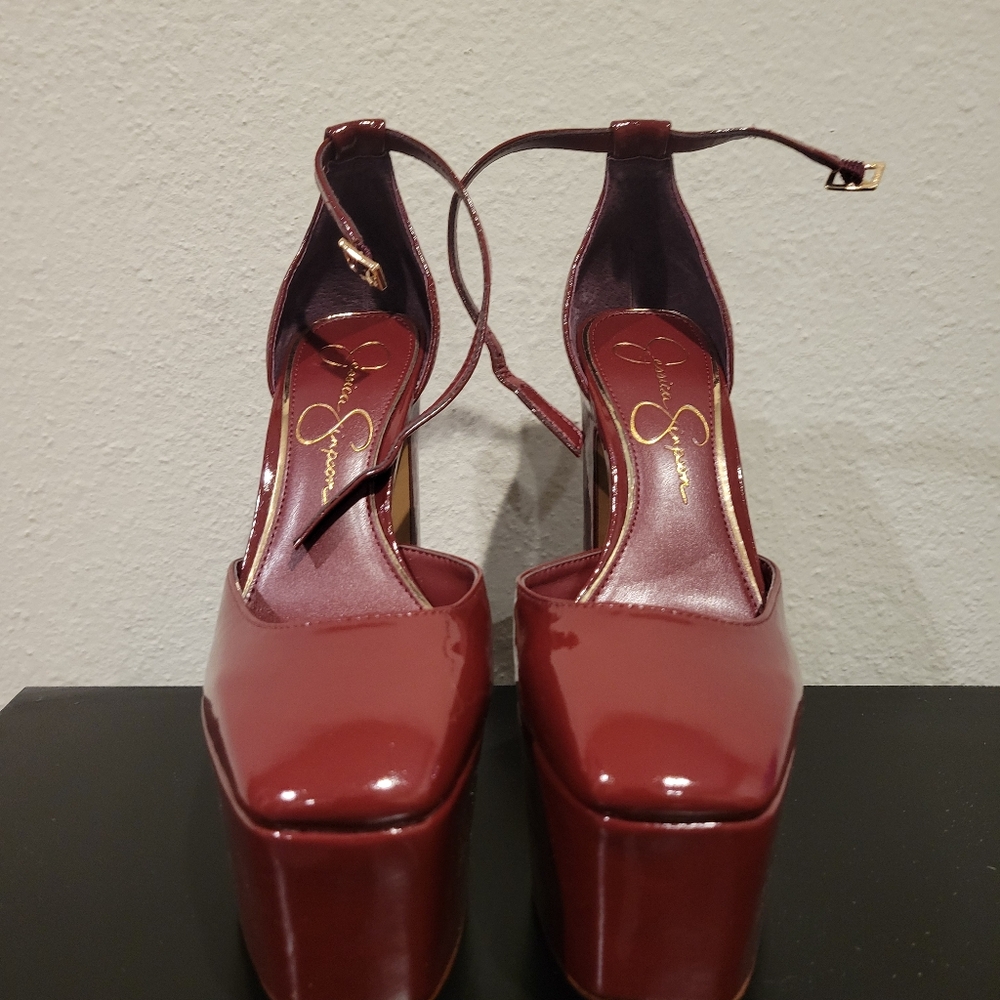 Jessica Simpson Pinkston platform NWOT